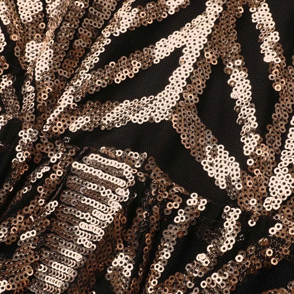 BloomChic Geometric Sequin Dolman Sleeve Midi Dress NWT sz 10, 22-24 women’s - Picture 4 of 12